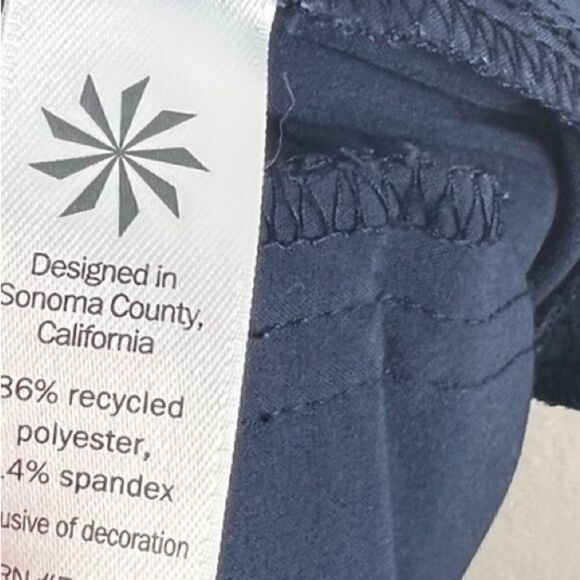 60 ATHLETA MIDTOWN NAVE BLUE featherweight stretch ANKLE crop PANTS - Picture 3 of 4